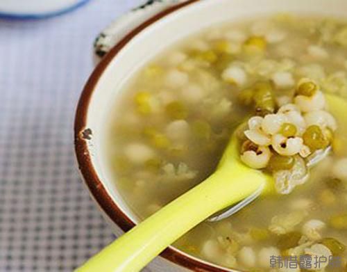 美白護(hù)膚祛痘吃什么？